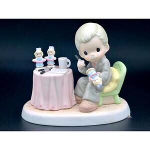 Rare Precious Moments Figurine Man Painting Precious Moments Miniatures New